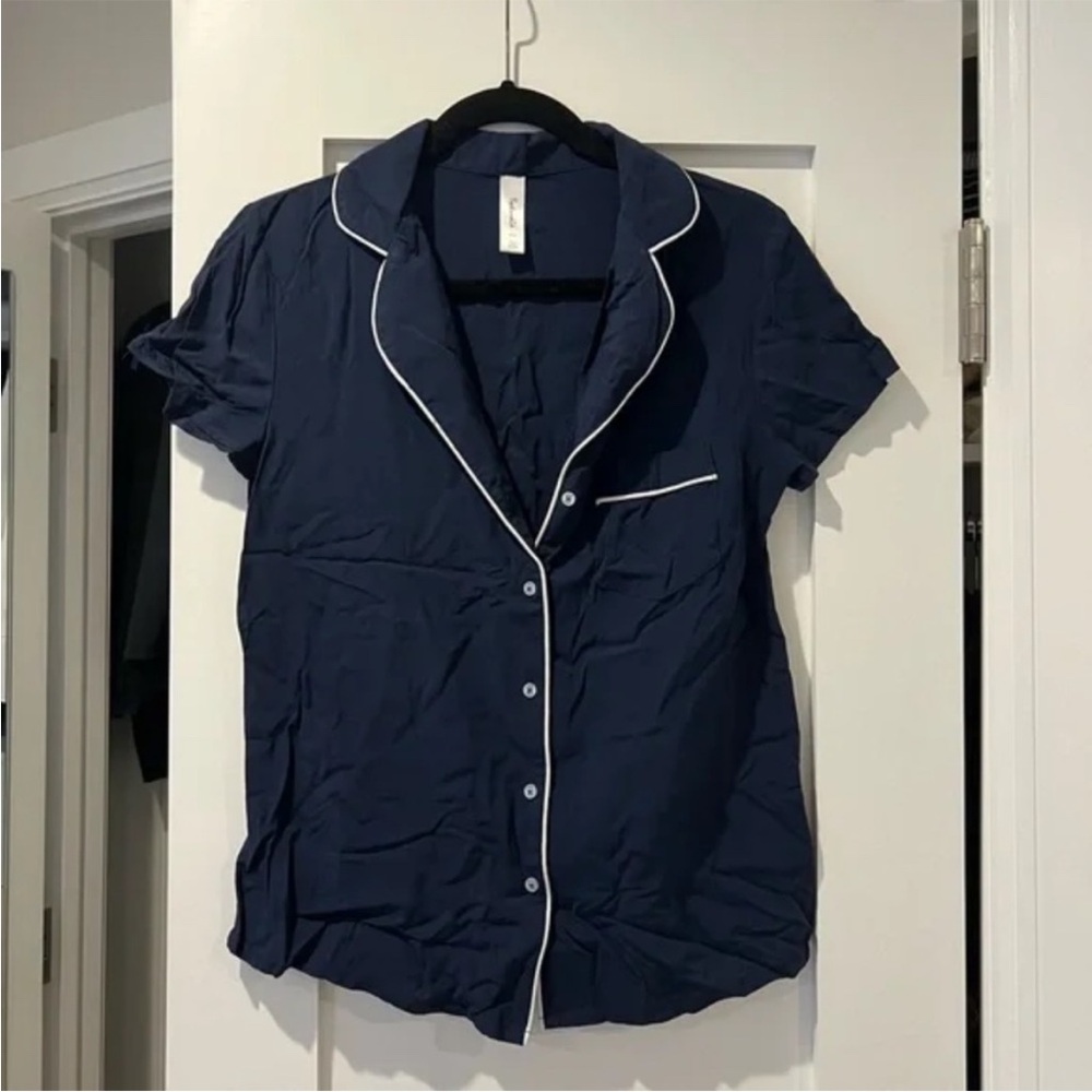 Splendid Navy Blue Button Down Pajama / PJ Short Sleeve Shirt Top [Small]